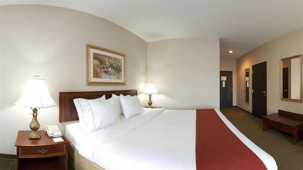 Holiday Inn Express Hotel & Suites Franklin-Oil City Cranberry Extérieur photo
