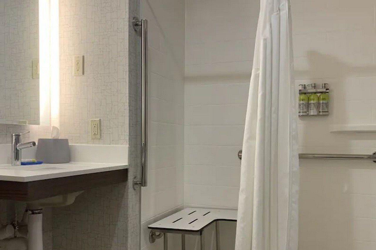 Holiday Inn Express Hotel & Suites Franklin-Oil City Cranberry Extérieur photo